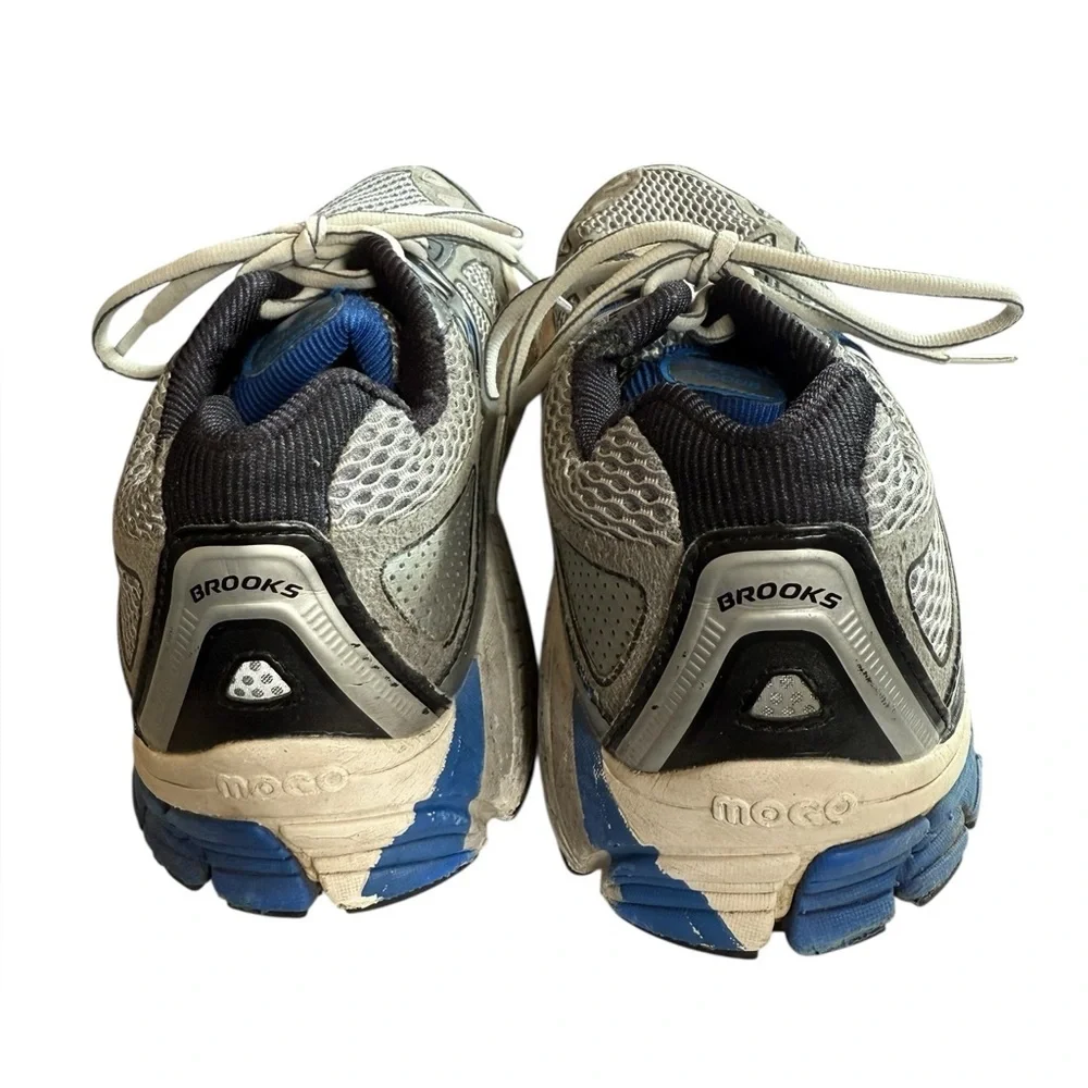 Brooks item pair